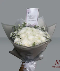 Hand Bouquets – White Round