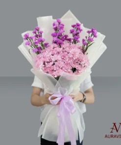 Hand Bouquets – Chrysant & Daisies